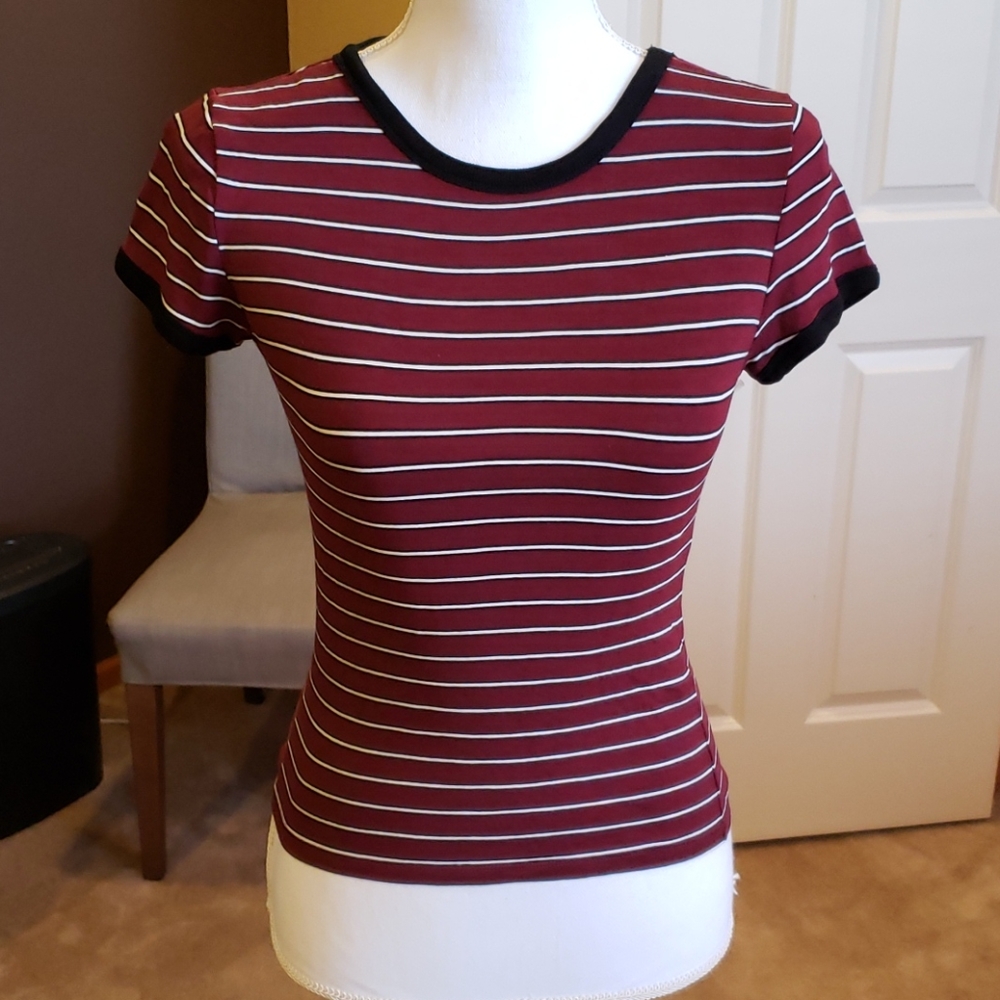 Forever 21 brand shirt